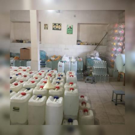 فروش انواع گلاب و عرقیات،گلاب کاشان،نعناع،بیدمشک،کاسنی،رازیانه سنتی