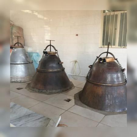 فروش انواع گلاب و عرقیات،گلاب کاشان،نعناع،بیدمشک،کاسنی،رازیانه سنتی