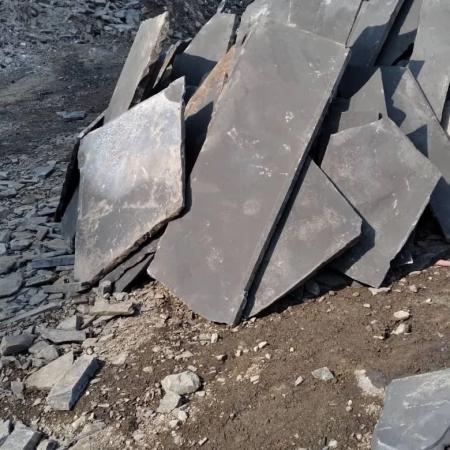 فروش سنگ لاشه میگون سنگ مشکی میگون