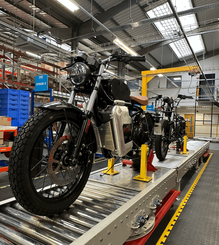 نوار نقاله خط مونتاژ موتور سیکلت