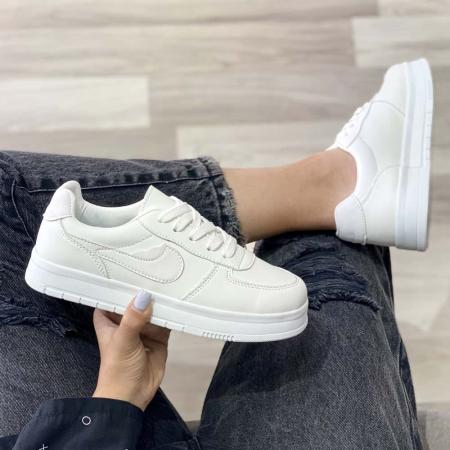 خرید اینترنتی صندل، دمپایی و کتونی زنانه برند با قیمت مناسب | ارسال سریع و ضمانت برگشت