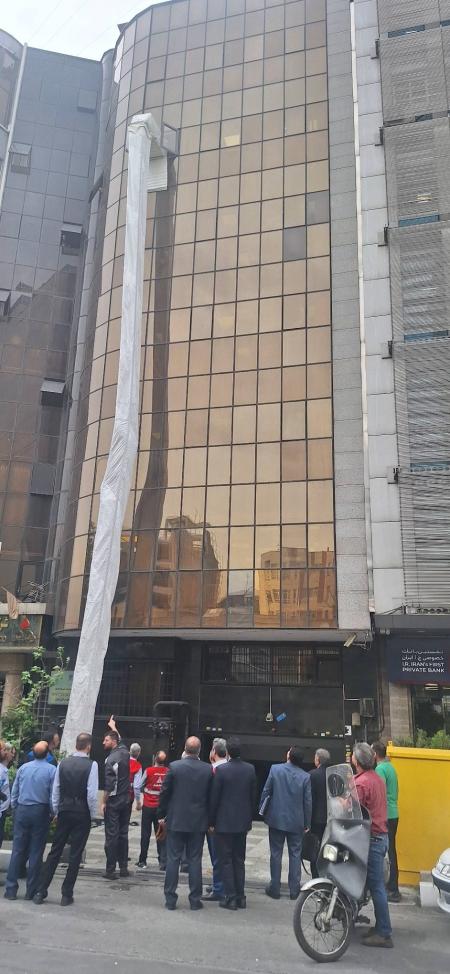 شوت نجات برای تخلیه فوری ساختمانها در مواقع اضطراری