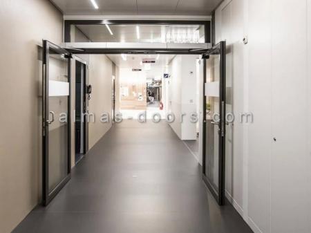 تولید درب شیشه ای بیمارستان