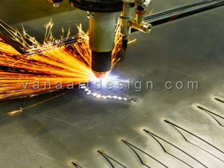 سی ان سی روی شیشه