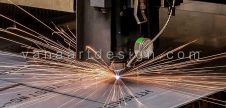 سی ان سی روی شیشه