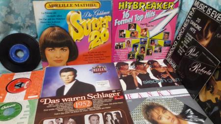 صفحه گرام با کیفیت و خاطره انگیز سایز 45 و 33 دور