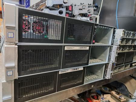 آفر ویژه سرور اچ پی DL380 G9 12lff