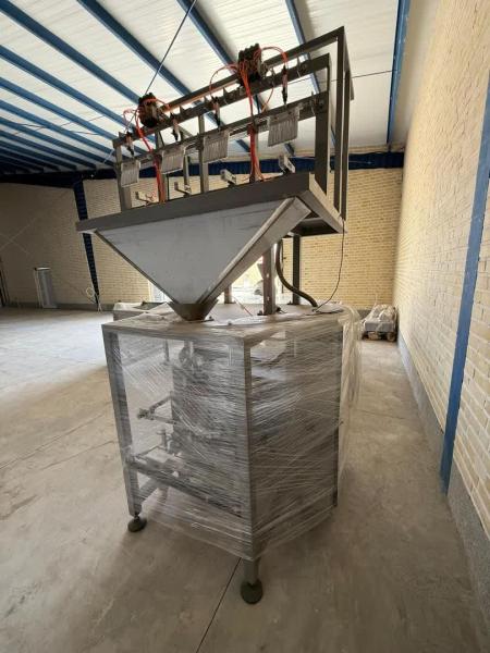 دستگاه بسته بندی چهار توزین B521