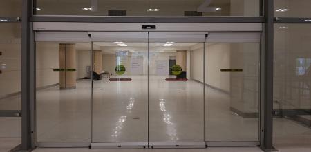 درب اتوماتیک شیشه ای