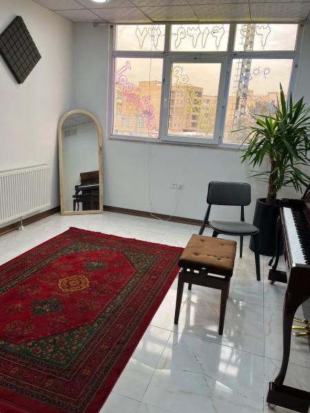 آموزشگاه تخصصی موسیقی نُت