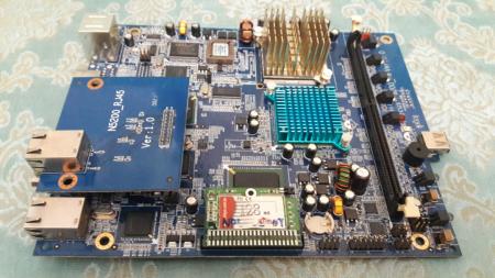 سرور ذخیره سازی 5 ترابایتی و مدیریت فایل Thecus N5200